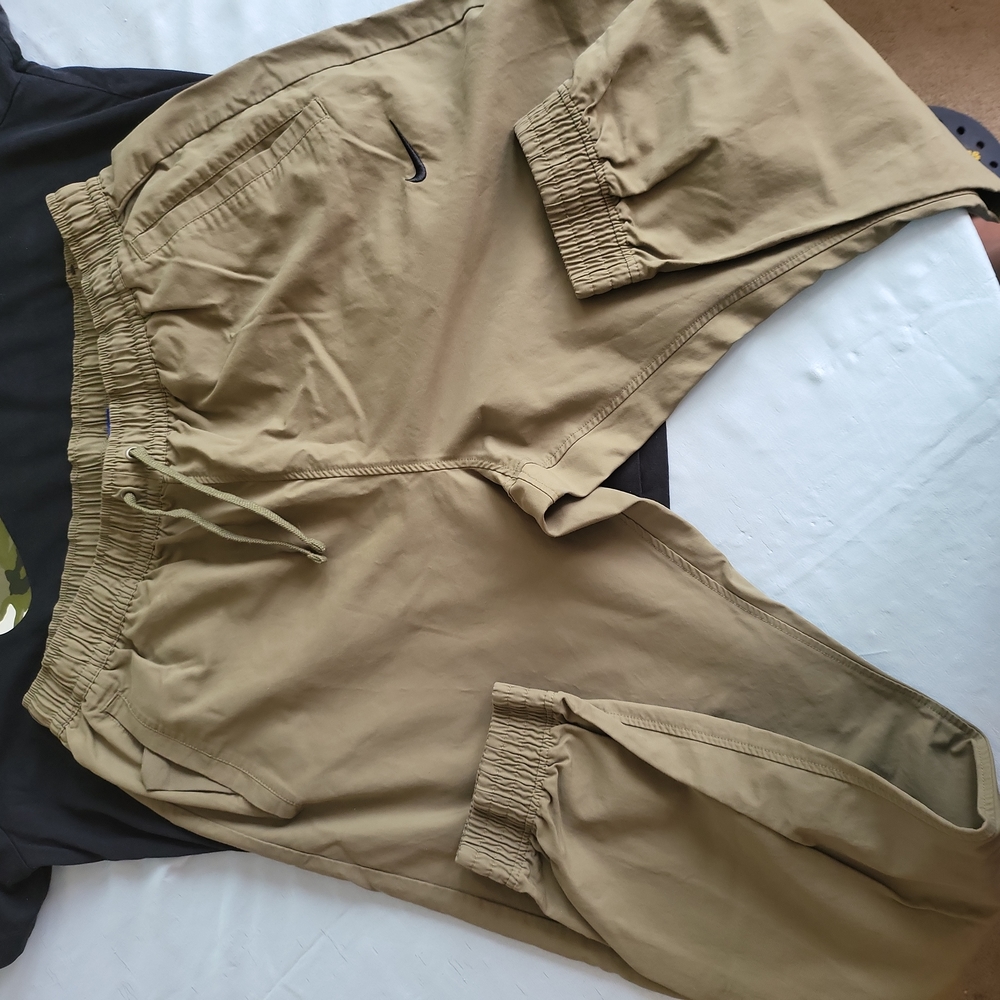 Green Nike Joggers pants XXL Men